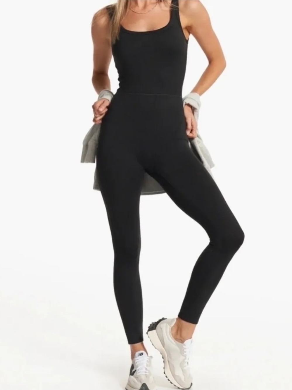 Vuori Halo Essential Jumpsuit Heather Black  Small